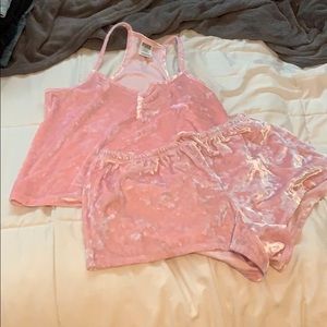 Pink crushed velvet sleep set size M